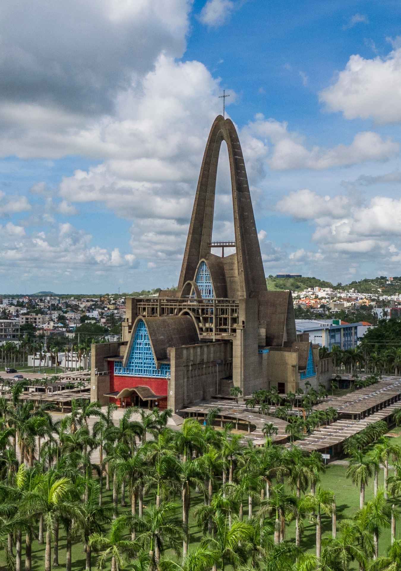 basilica higuey brisa de yuma andalcaribe